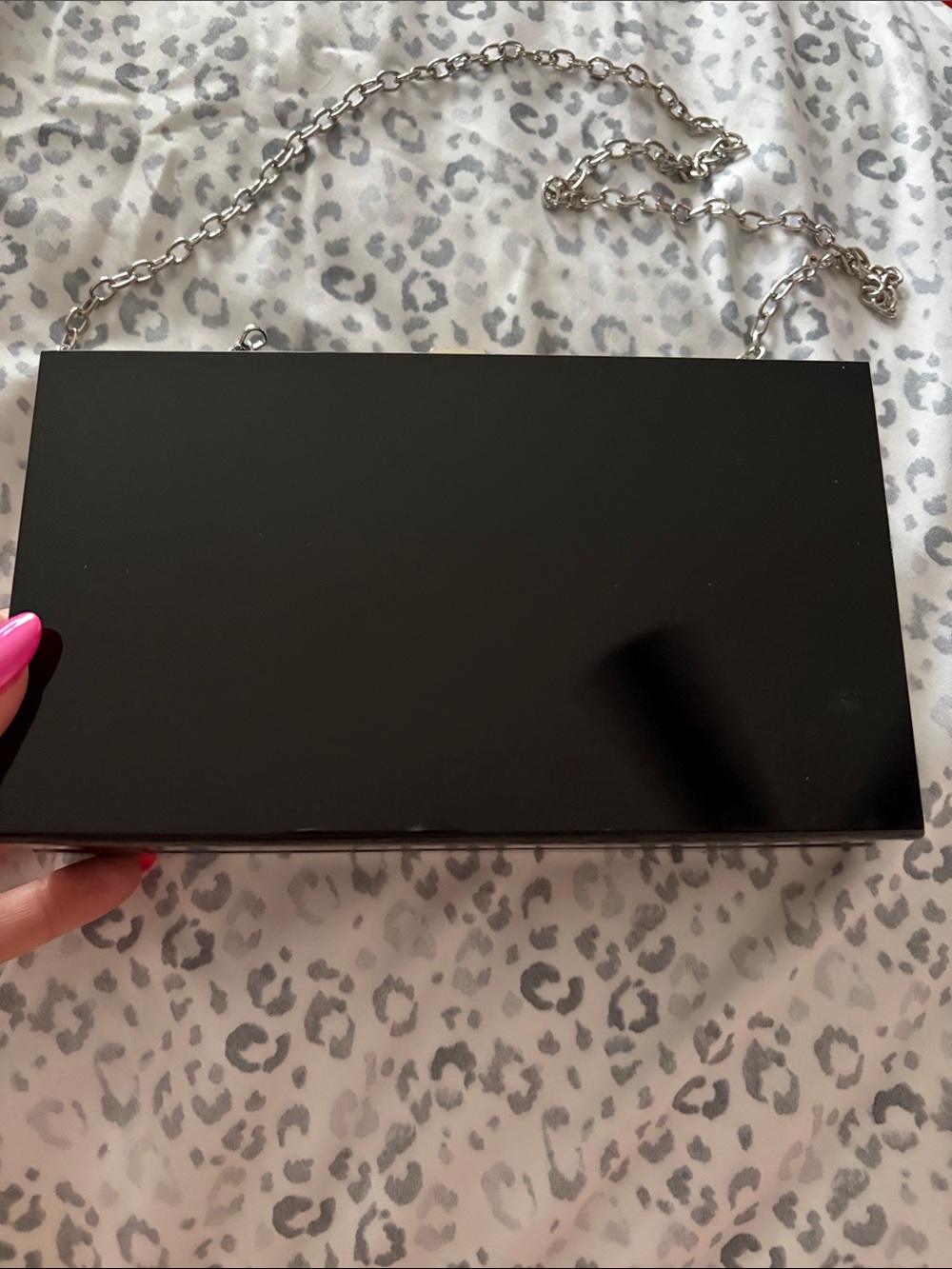 AKIRA Black White Silver Glitter Acrylic Clutch with Chain - Picture 3 of 4